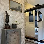 D'hotes Du Chateau 4*