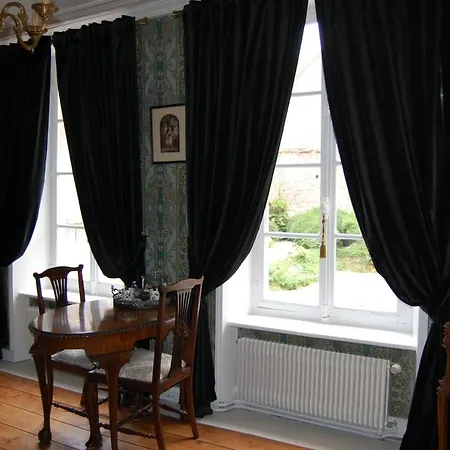 Bed & Breakfast D'hotes Du Chateau 4*