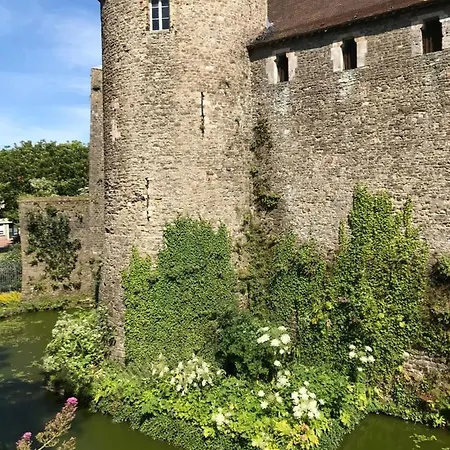 Bed & Breakfast D'hotes Du Chateau